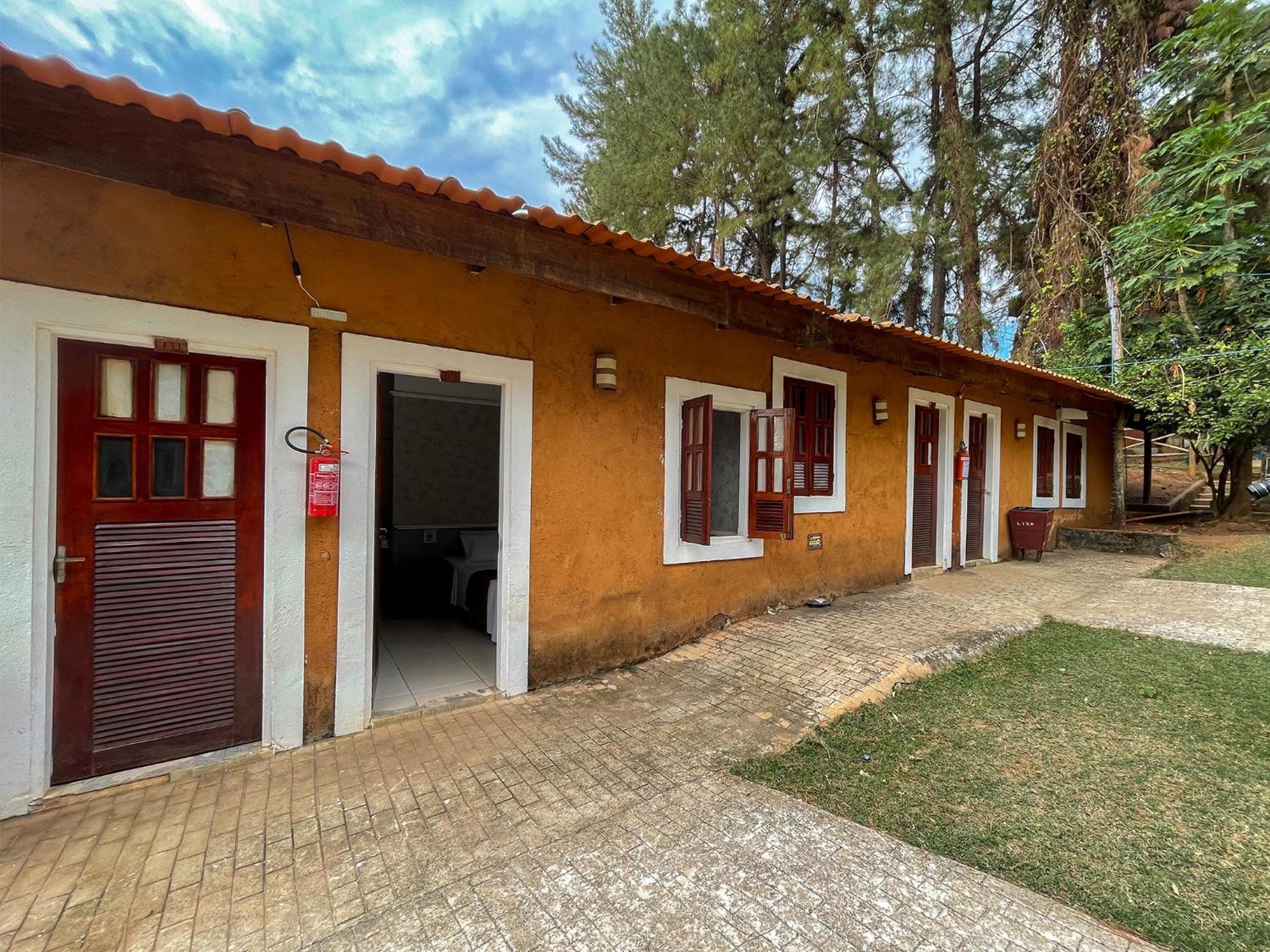 Ranchos 30 Hotel Fazenda Hidrolândia エクステリア 写真