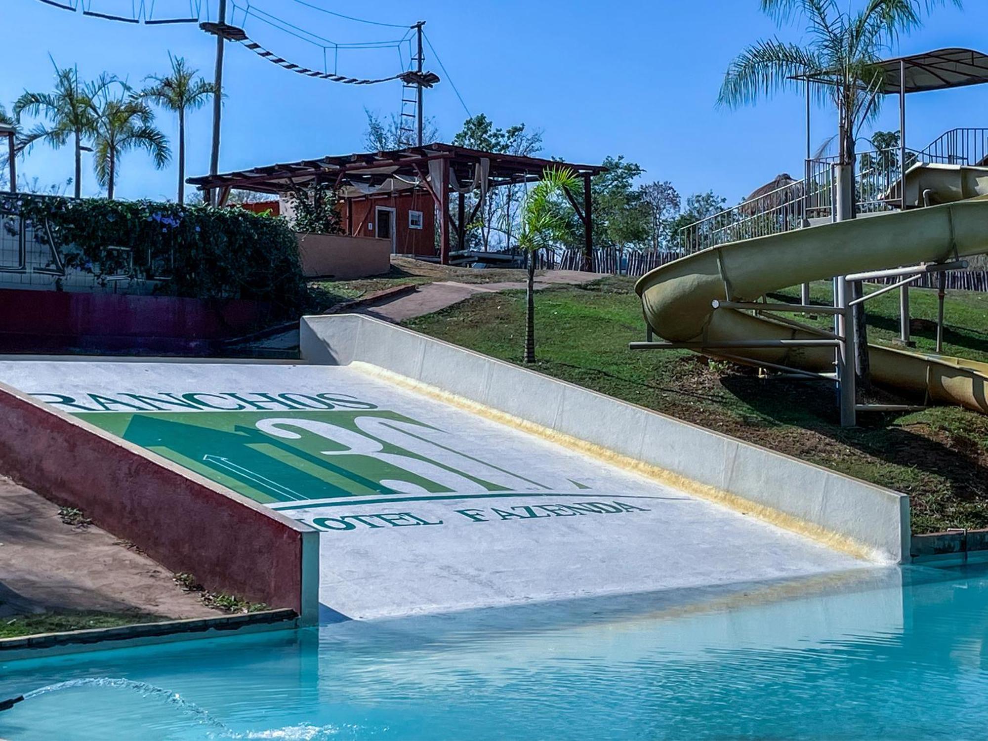 Ranchos 30 Hotel Fazenda Hidrolândia エクステリア 写真